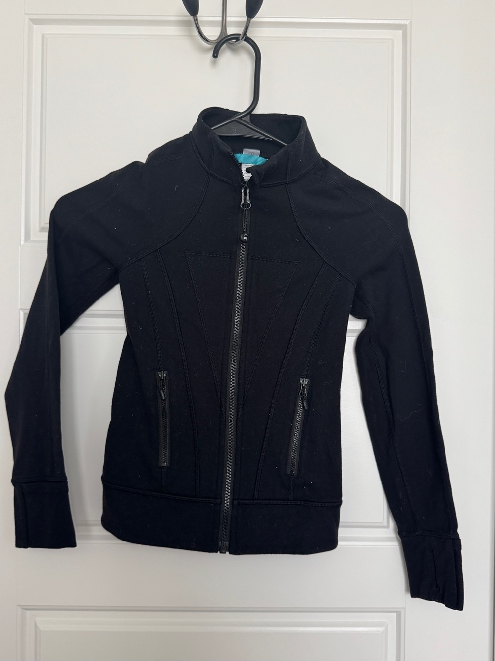 Girls ivivva black zip up jacket Size 6 toddler